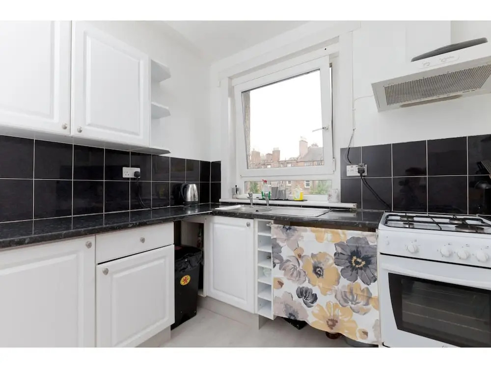 Leith Walk Gem! Lovely + Great Value - Sleeps 4