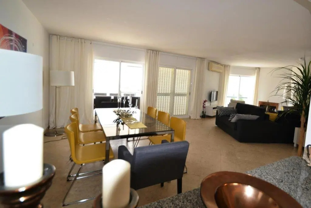 Nautilus Apartment