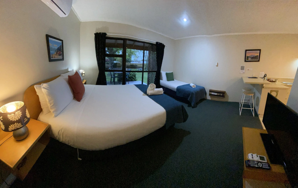 Motuoapa Bay Motel