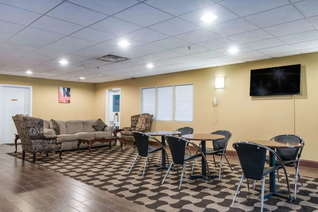 Scottish Inns & Suites - North Hershey