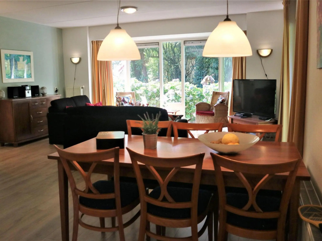 Holiday Home Buitenplaats Berg With 5 Rooms