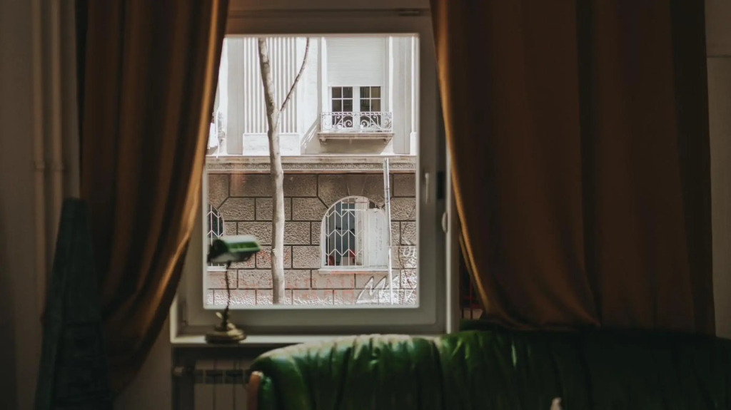 Salon Apartment in Dorcol Historical