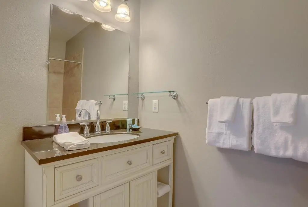 Five Peaks-AC-Hot Tub-5BR/3.5BA