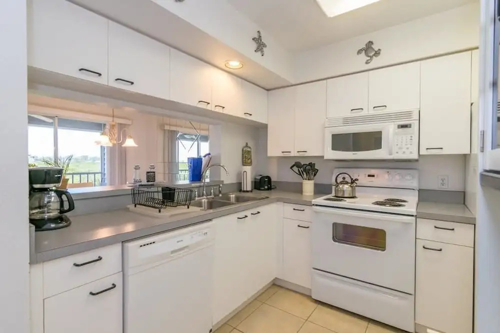 Cove at Sandy Pointe Unit 208a