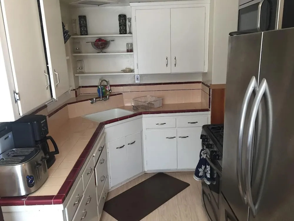 Sleep 6 - 8 in Tahoe Park! Great Value & Location!