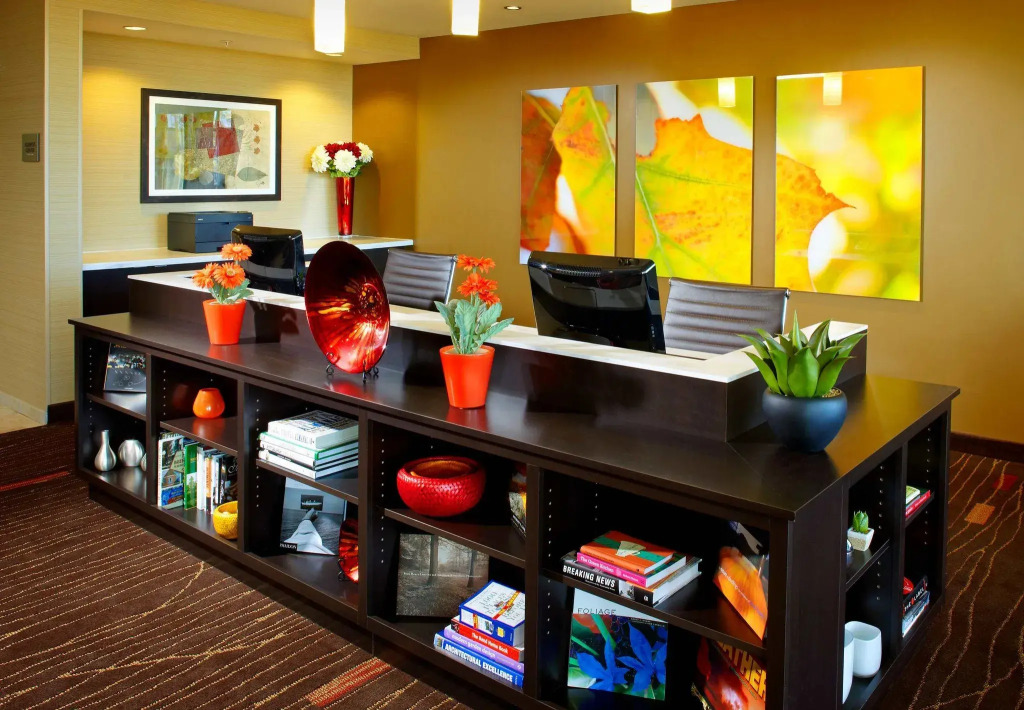 Courtyard by Marriott Pittsburgh Washington Meadow Lands