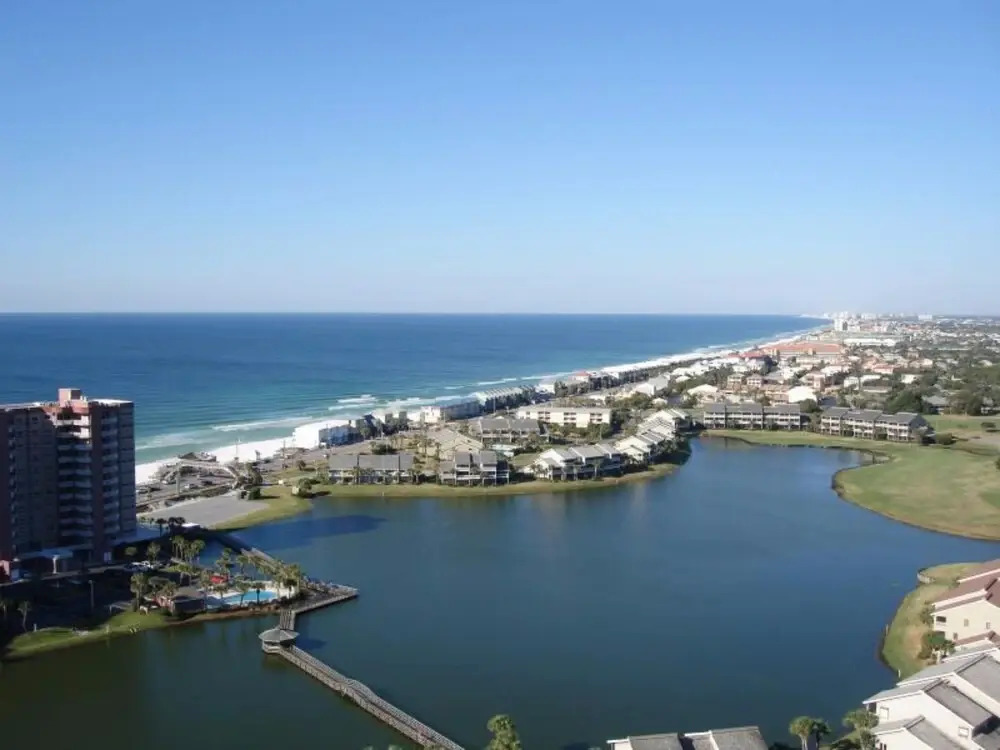 Seascape Boardwalk and Lakefront Villas