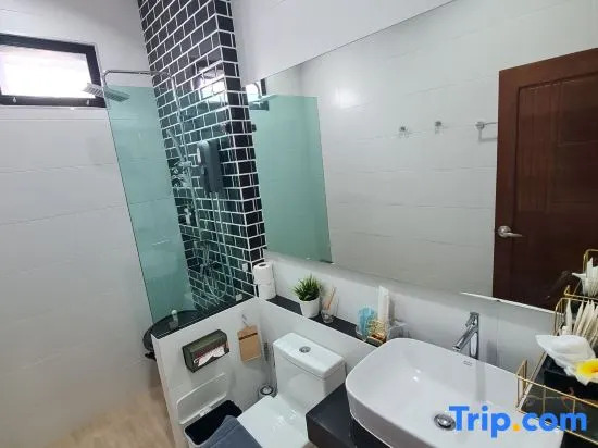Alice pool villa in Krabi