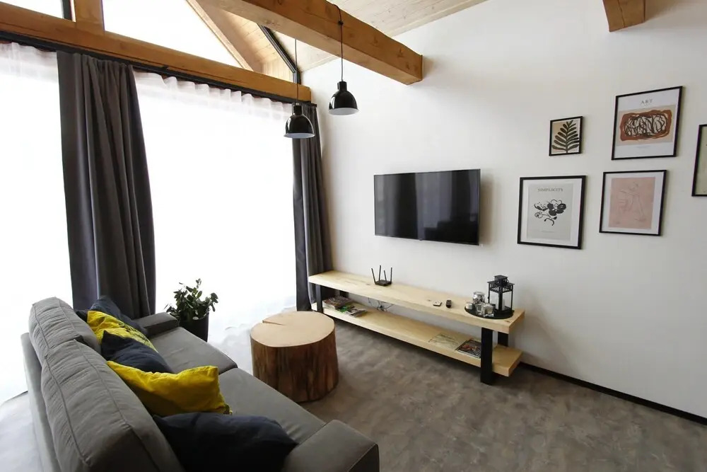 Apartment in Vyso ina near Pern tejn Castle