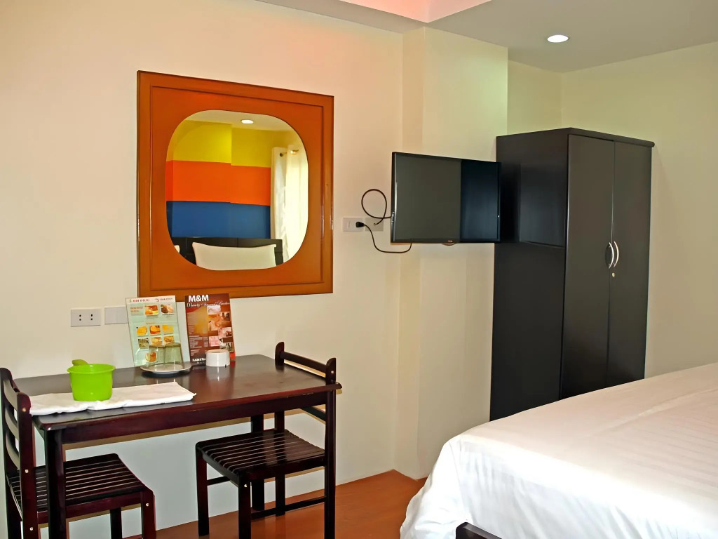 Fave Hotel Angeles City formerly Hotel America