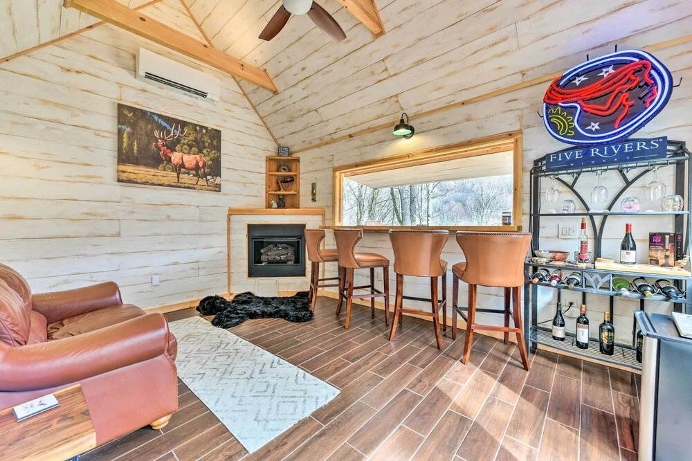 Pet-friendly Home w/ Deck + Mountain Views!