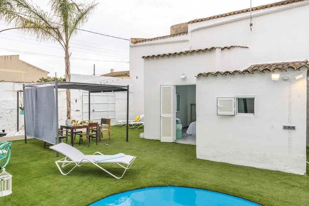 Jofres House