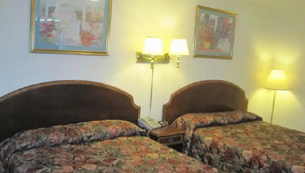 Rosecourt Motel