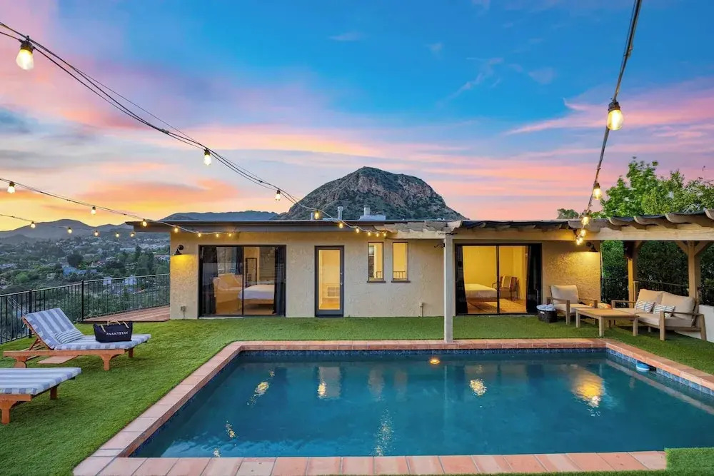 Designer Retreat w/ Pool, Firepits, Panoramic Views The Lake House at Malibu