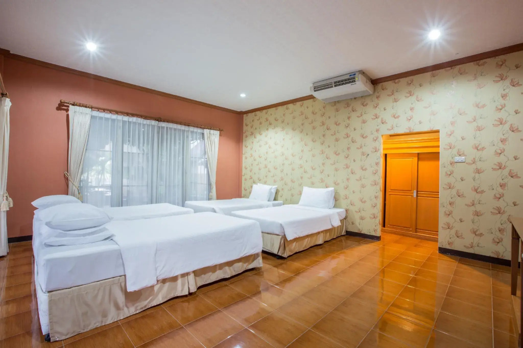 Juntra Resort and Hotel