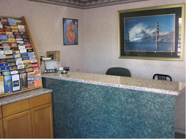 Budget Inn