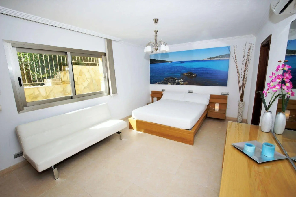 Costa Ibiza Villa