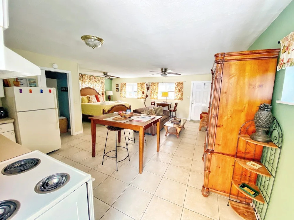 BeachTrail Lodging