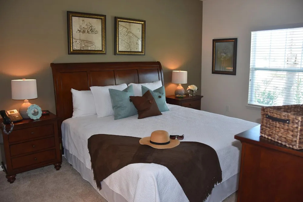 Nov Special 3 bed West Lucaya ID: 168863