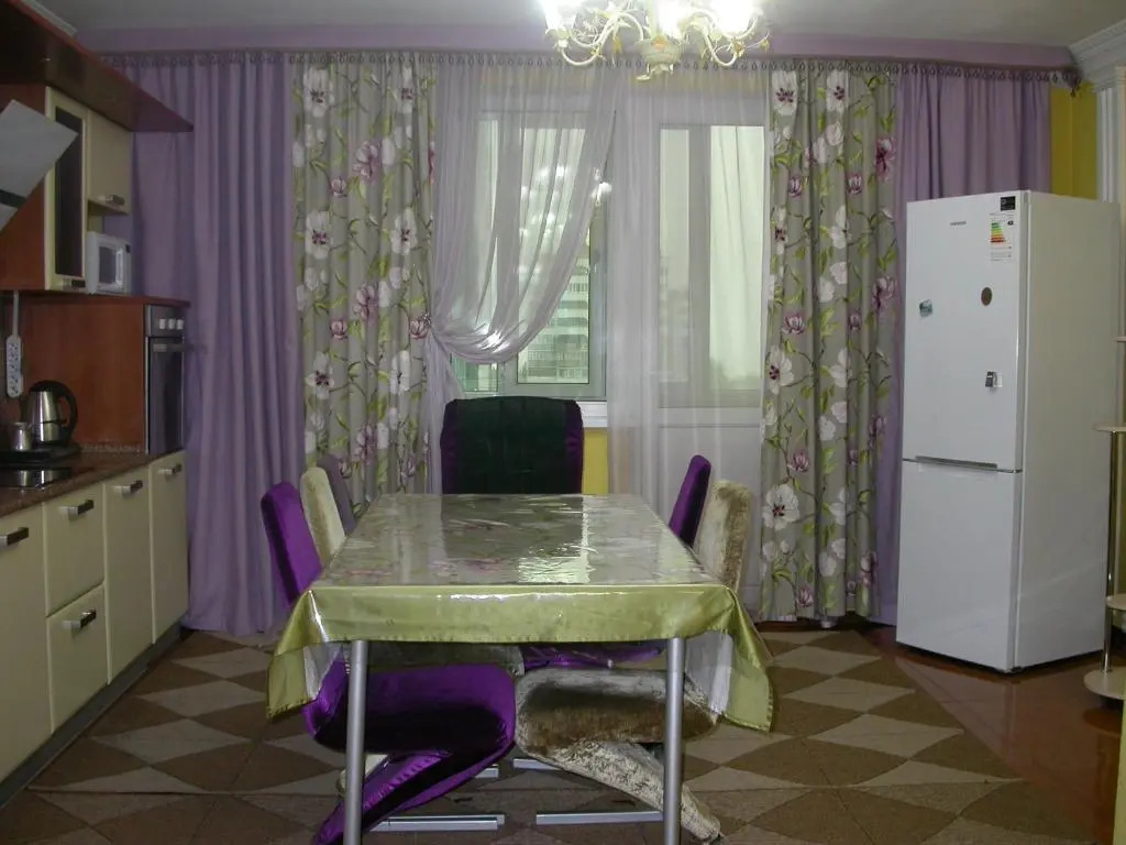 Ahome 36 Dostyk Plaza