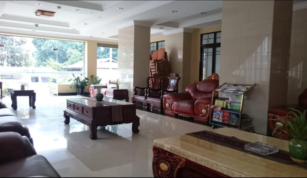 Golden Hill Hotel