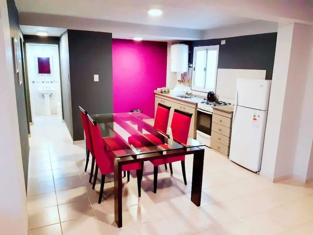 Emelsuites