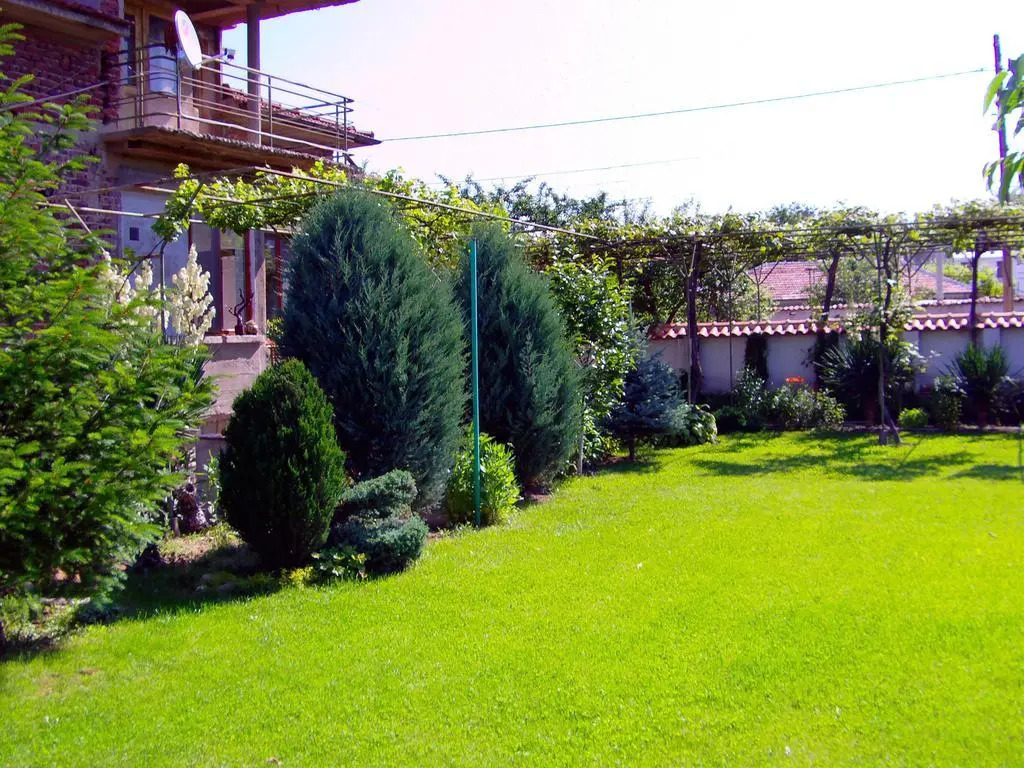 Kalina Guest House