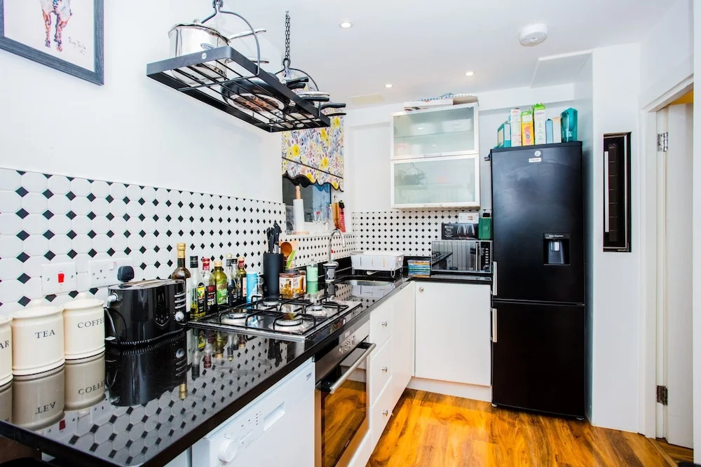 2 Bedroom Flat Sleeps 4 In Chelsea