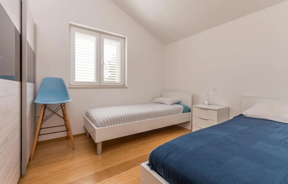 Nice Apartment in Biograd na Moru With Wifi and 2 Bedrooms
