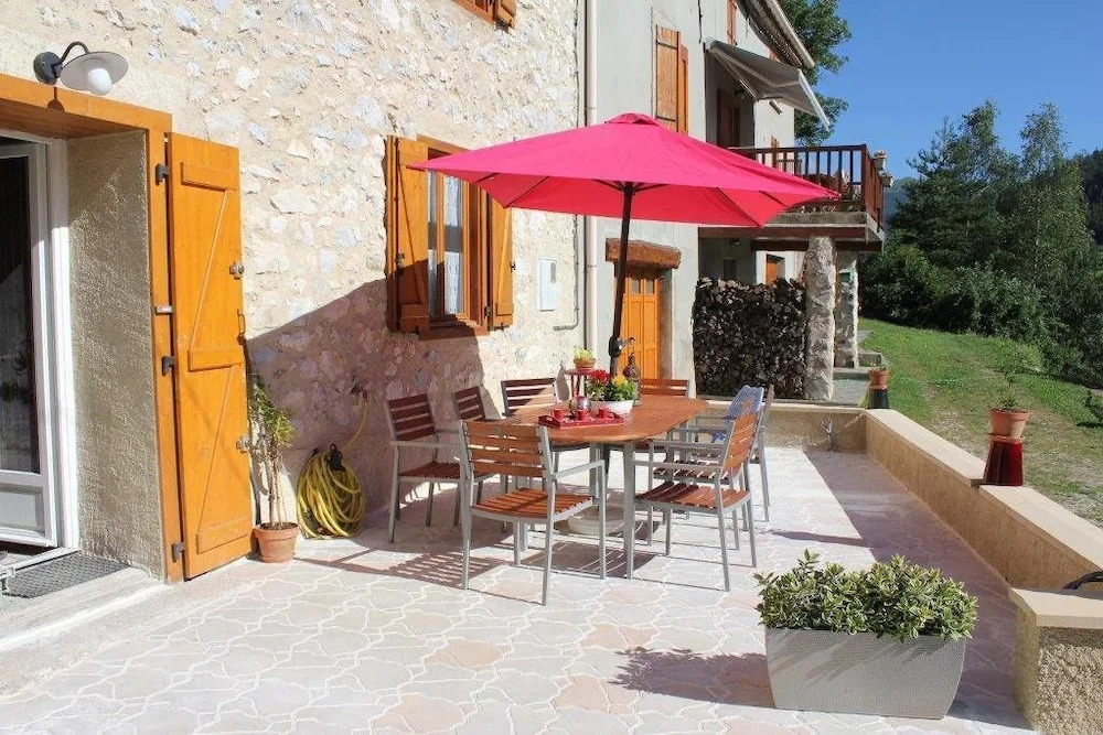 Chez Ghislaine à lOustal