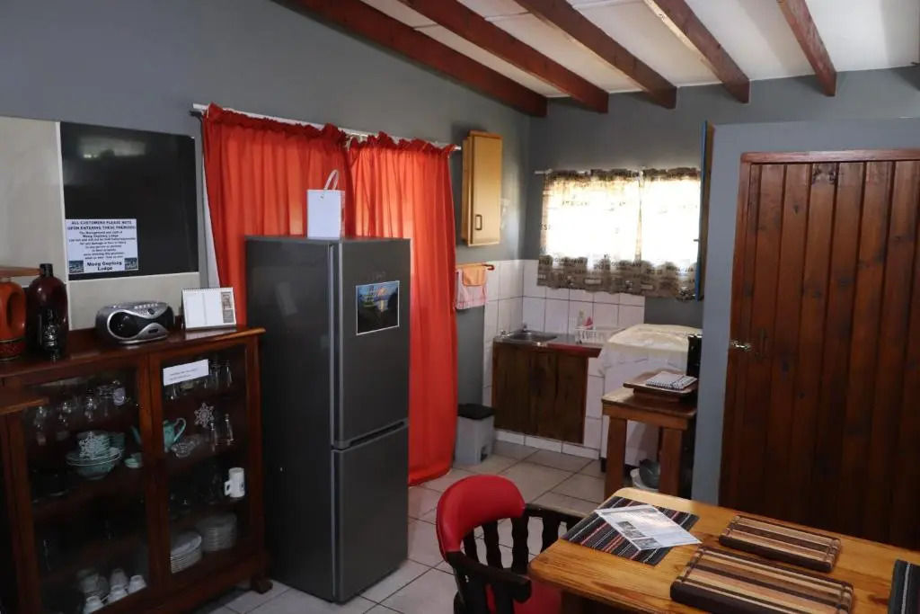 Moeg Geploeg Lodge
