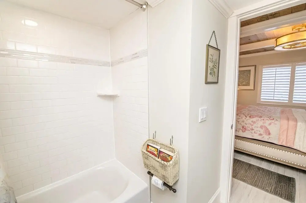 8114 Ocean Front 1st Floor
