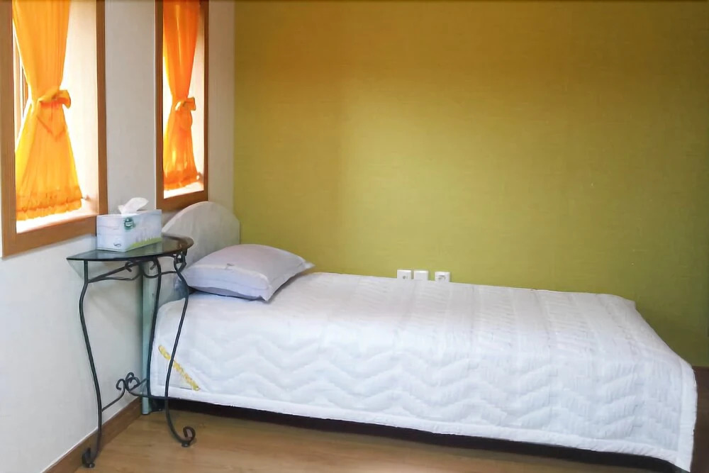 Hongcheon Pine Scented Breeze Pension