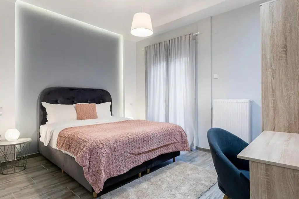 J&T Central Apartment