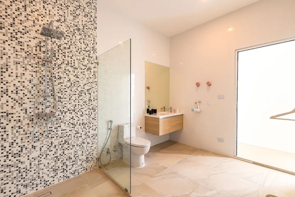 Modern 3 Bedroom Private Pool Villa KH-A1