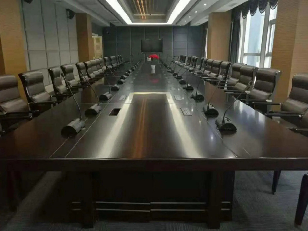 Taiyuan H Crystal Hotel (Jinyang Street Subway Station Branch)