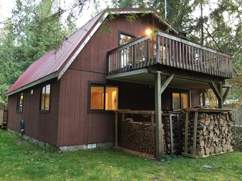 76mbr - Wifi - Pets Ok - Hot Tub - Sleeps 9 4 Bedroom Home