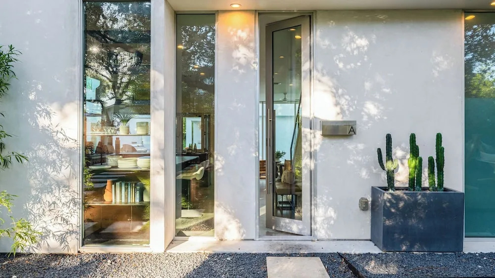 Luxe 6bdr Retreat w/ Putting Green + Game Room Bouldin Collective by Avantstay