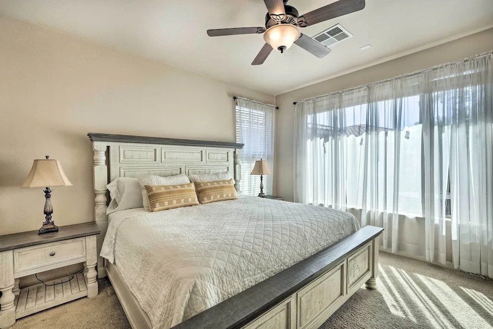 Walk to Community Pool: Goodyear Desert Oasis
