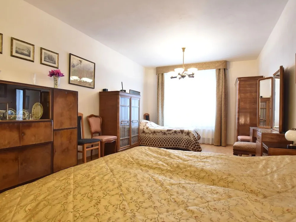 Modern Apartment in Podebrady Near River