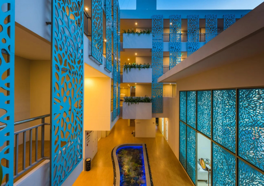 Hotel Tide Phuket Beachfront