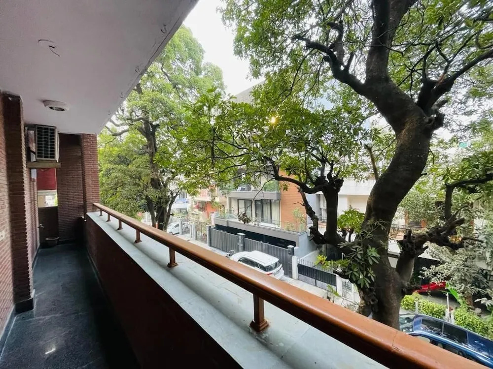 Fortune Home Service Apartment 4Bhk D-36