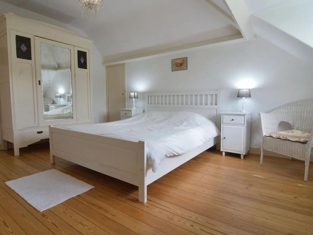 Ravishing Holiday Home in Ronse With Sauna