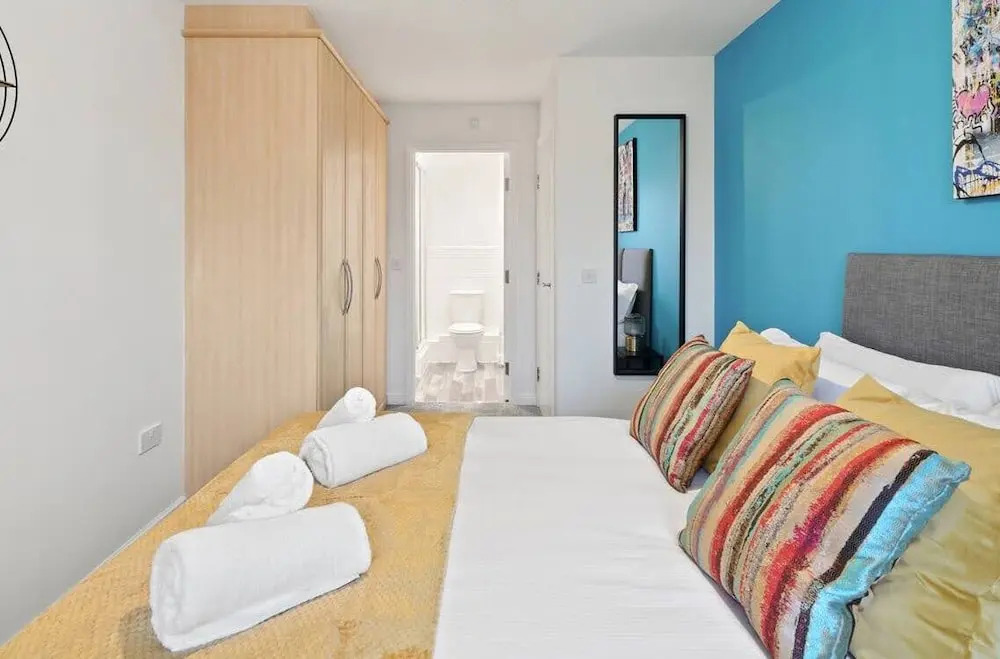 25 Off Weekly Contractor & Family Apt