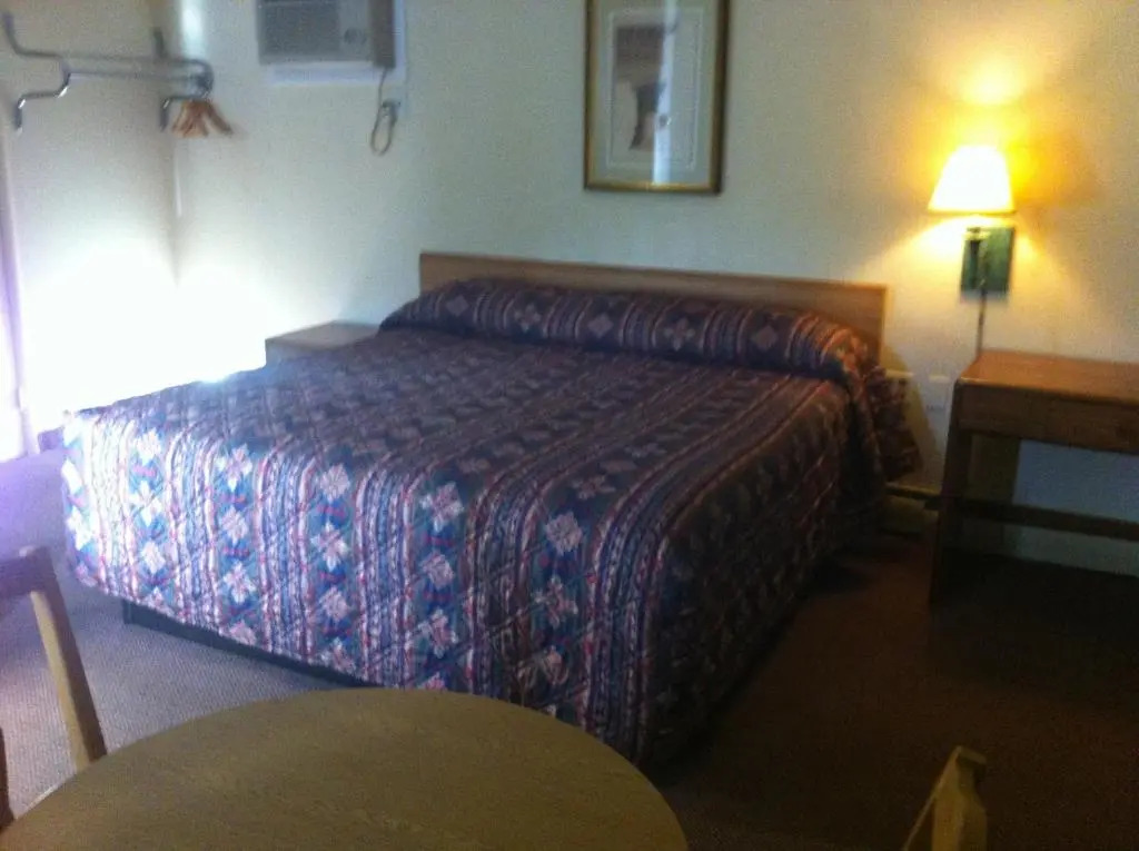 South Hills Motel