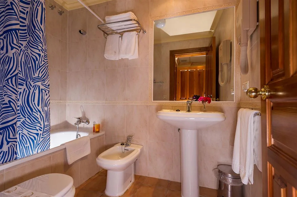 Beneste Frigiliana Hotel