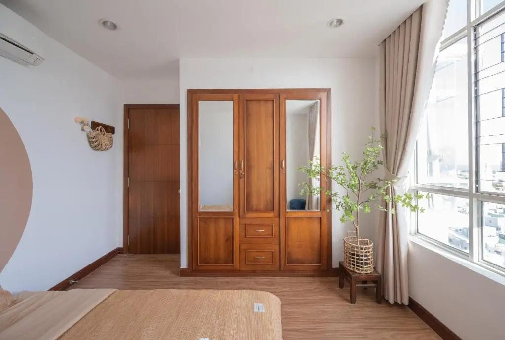 MILKY APARTMENT - 3 Phòng Ngủ, View biển, 5P Ra Biển