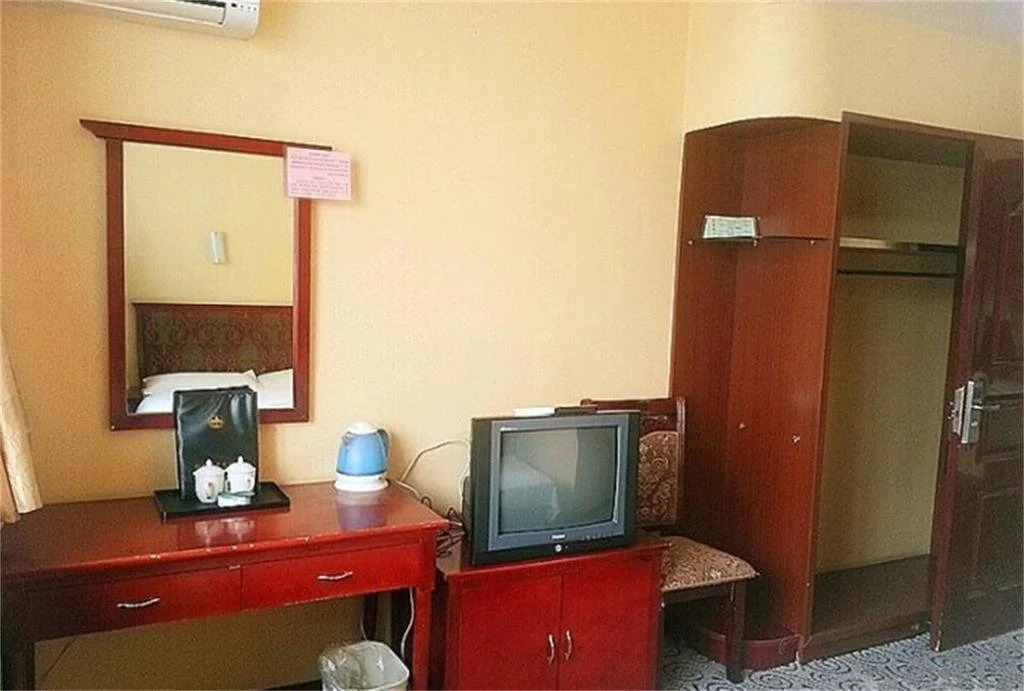 Urumchi Lisen Business Hotel