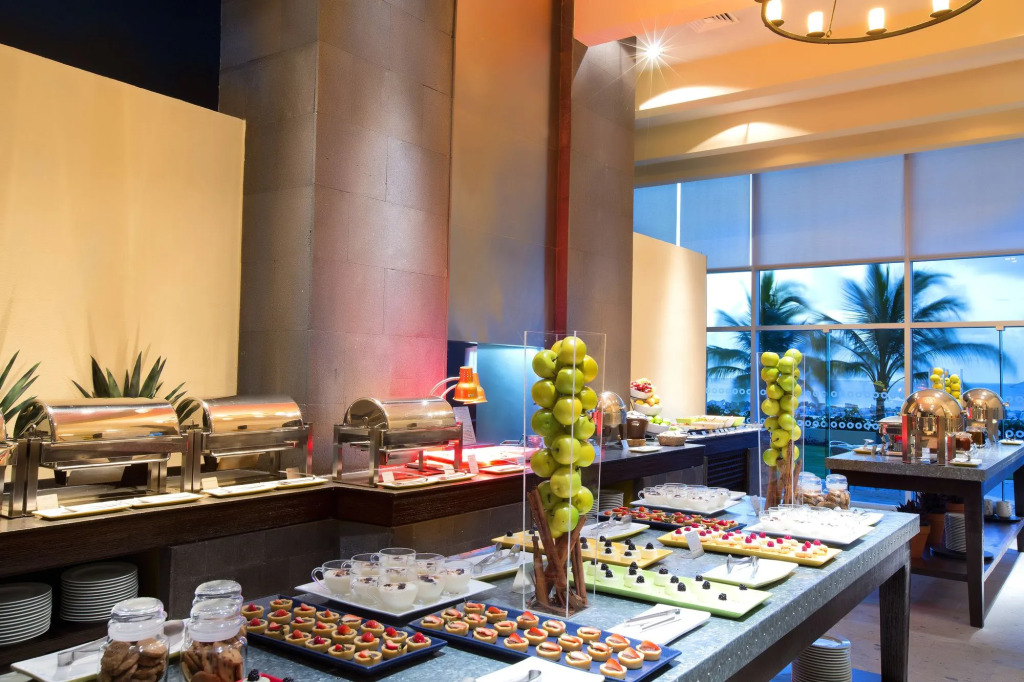 Altitude at Krystal Grand Cancun - All Inclusive