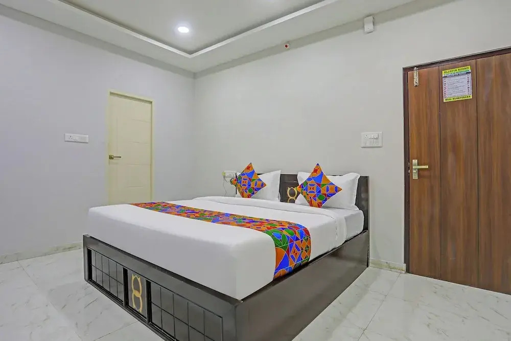 FabHotel Bluemoon Residency - Near Whitefield Main Road